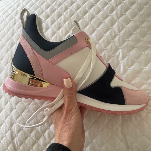 Louis Vuitton Pink/Rose Run Away Sneaker - Picture 2 of 3